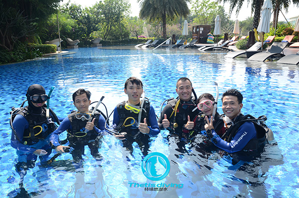 12/12正式上線！PADI 最新課程【休閑潛水員Resort Diver】 丨 一天拿證，潛遍全球